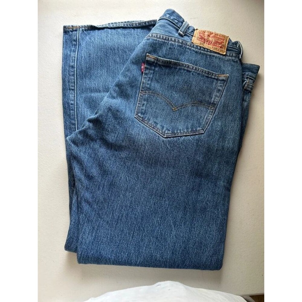 Levi’s 501 Button Fly Straight Leg Blue Jeans Mens 38x30 Y2K Medium Wash Denim